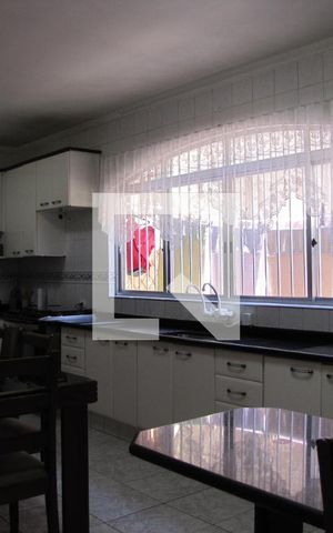 Casa à venda com 125m², 3 quartos e 2 vagasCozinha