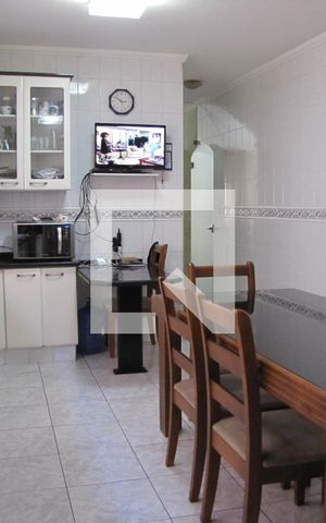 Casa à venda com 125m², 3 quartos e 2 vagasCozinha
