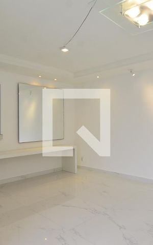 Apartamento à venda com 139m², 4 quartos e 2 vagasSala