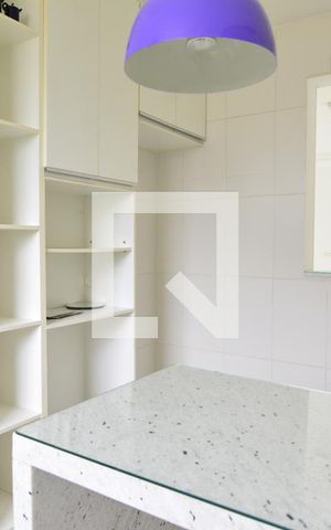Apartamento à venda com 139m², 4 quartos e 2 vagasCozinha e Área de Serviço