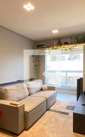 Apartamento à venda com 67m², 2 quartos e 1 vagaSala