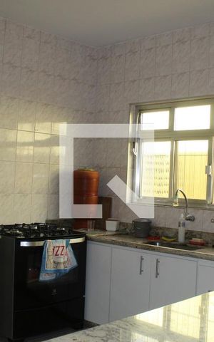Casa à venda com 347m², 3 quartos e 5 vagasCozinha