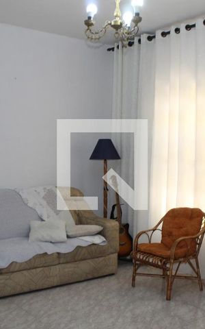Casa à venda com 347m², 3 quartos e 5 vagasSala