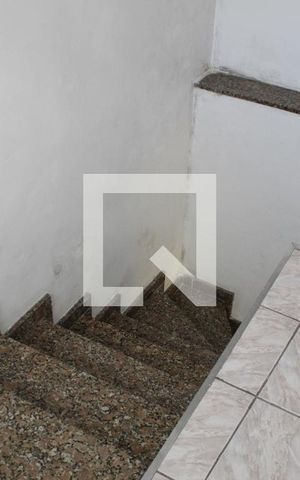 Casa à venda com 347m², 3 quartos e 5 vagasEscada