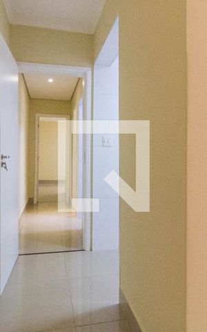 Apartamento à venda com 65m², 2 quartos e 1 vaga Apartamento à venda com 65m², 2 quartos e 1 vagaCorredor