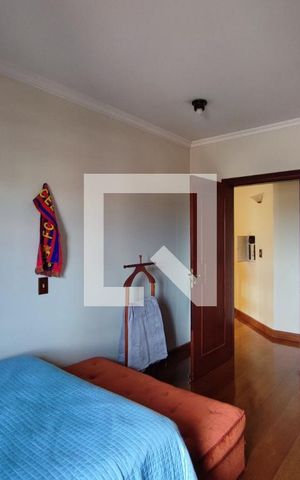 Casa à venda com 640m², 4 quartos e 5 vagasQuarto Suíte 3