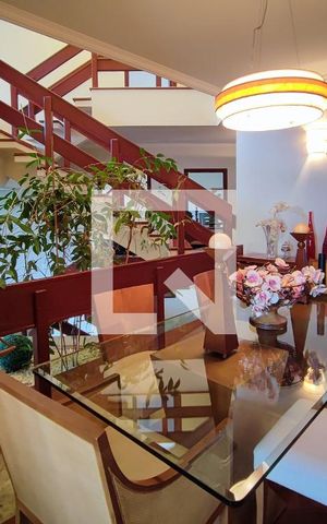 Casa à venda com 640m², 4 quartos e 5 vagasSala de Jantar