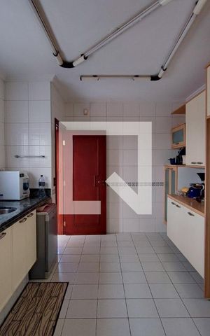 Casa à venda com 640m², 4 quartos e 5 vagasCozinha