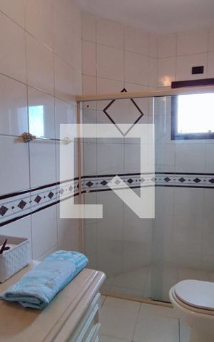 Casa à venda com 640m², 4 quartos e 5 vagasBanheiro Suíte