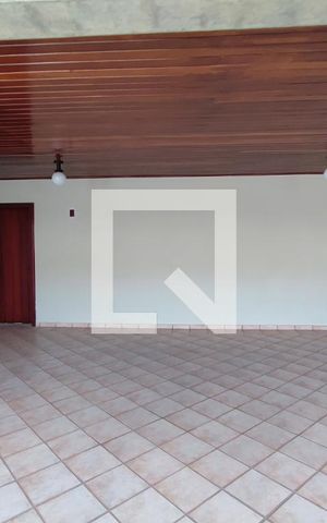 Casa à venda com 640m², 4 quartos e 5 vagasGaragem / Quintal