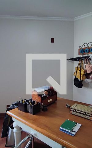 Casa à venda com 640m², 4 quartos e 5 vagasEscritório