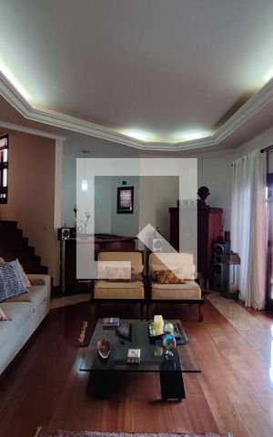 Casa à venda com 640m², 4 quartos e 5 vagasSala de Estar