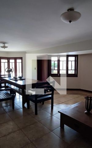 Casa à venda com 640m², 4 quartos e 5 vagasSótão 