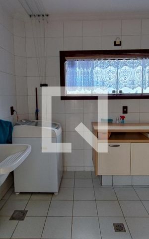 Casa à venda com 640m², 4 quartos e 5 vagasÁrea de Serviço