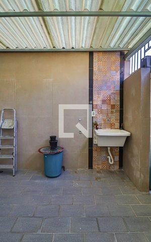 Apartamento para alugar com 70m², 3 quartos e 1 vagaÁrea de Serviço e Garagem