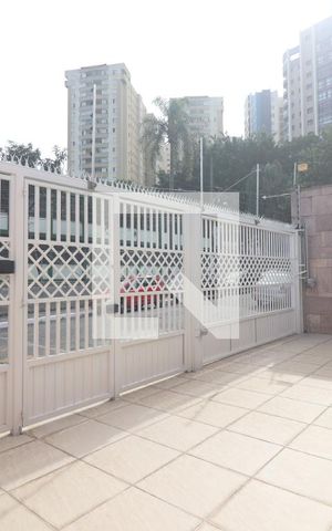Casa à venda com 170m², 2 quartos e 10 vagasGaragem