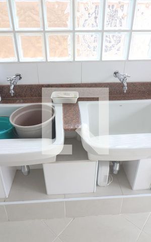 Casa à venda com 170m², 2 quartos e 10 vagasÁrea de Serviço