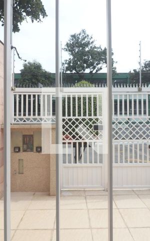 Casa à venda com 170m², 2 quartos e 10 vagasJanela Sala 
