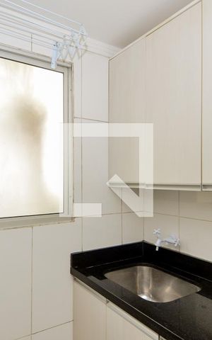 Apartamento à venda com 47m², 2 quartos e 1 vagaÁrea de Serviço