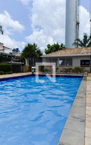 Apartamento à venda com 47m², 2 quartos e 1 vaga Apartamento à venda com 47m², 2 quartos e 1 vagaPiscina
