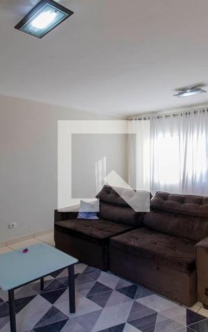 Casa à venda com 167m², 3 quartos e 5 vagas Casa à venda com 167m², 3 quartos e 5 vagasSala