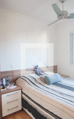 Apartamento à venda com 78m², 3 quartos e 1 vagaQuarto 2