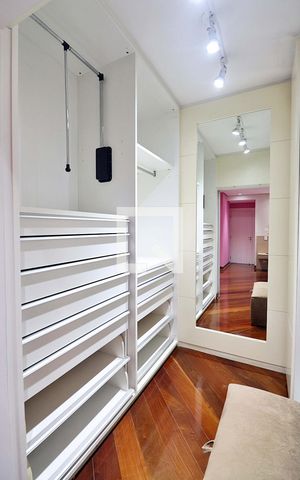 Apartamento à venda com 350m², 4 quartos e 4 vagasCloset do Quarto - Suíte 3