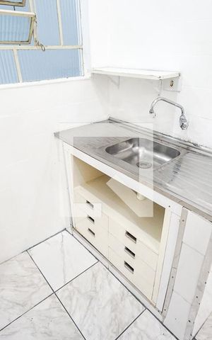 Casa de condomínio à venda com 100m², 3 quartos e 2 vagas Casa de condomínio à venda com 100m², 3 quartos e 2 vagasPia