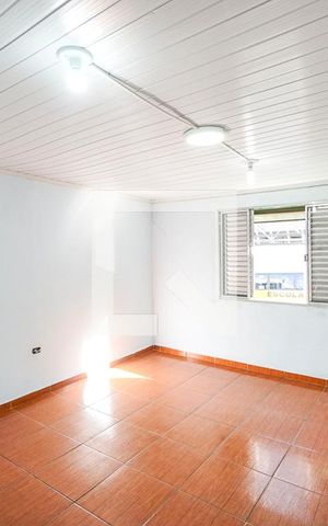 Casa de condomínio à venda com 100m², 3 quartos e 2 vagas Casa de condomínio à venda com 100m², 3 quartos e 2 vagasSuíte