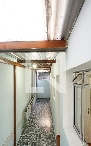 Casa de condomínio à venda com 100m², 3 quartos e 2 vagas Casa de condomínio à venda com 100m², 3 quartos e 2 vagasVista do quarto 01