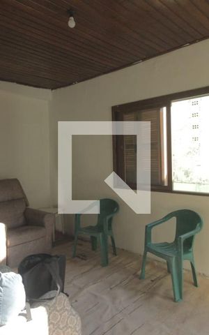 Casa à venda com 90m², 3 quartos e 2 vagas Casa à venda com 90m², 3 quartos e 2 vagasSala
