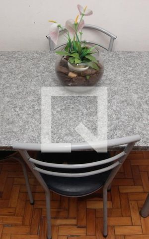 Apartamento à venda com 61m², 1 quarto e sem vagaSala