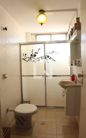 Apartamento à venda com 61m², 1 quarto e sem vagaBanheiro