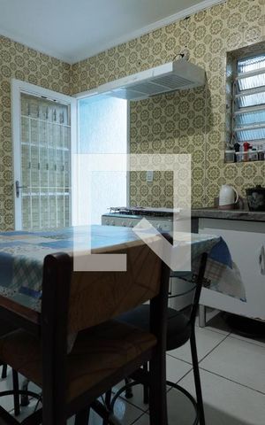 Casa à venda com 116m², 2 quartos e 2 vagasCozinha