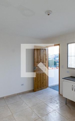 Casa de condomínio para alugar com 29m², 1 quarto e sem vagaSala