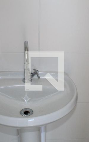 Apartamento para alugar com 33m², 2 quartos e sem vagaBanheiro
