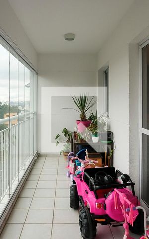 Apartamento à venda com 125m², 4 quartos e 2 vagasVaranda