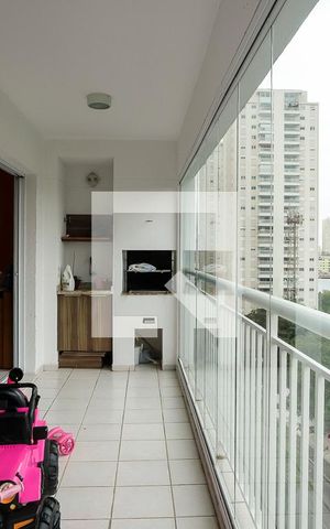 Apartamento à venda com 125m², 4 quartos e 2 vagasVaranda