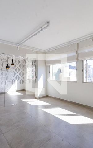 Apartamento para alugar com 180m², 4 quartos e 2 vagas Apartamento para alugar com 180m², 4 quartos e 2 vagasSala