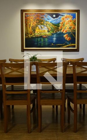 Casa à venda com 110m², 3 quartos e 2 vagasSala