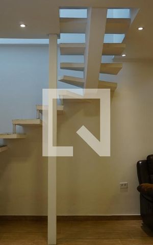 Casa à venda com 110m², 3 quartos e 2 vagasSala