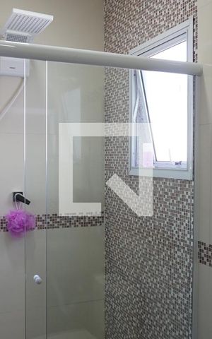Casa à venda com 110m², 3 quartos e 2 vagasBanheiro