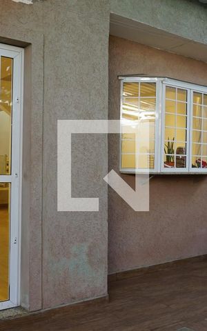 Casa à venda com 110m², 3 quartos e 2 vagasEntrada