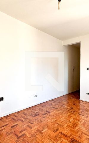 Apartamento à venda com 65m², 2 quartos e sem vagaSala