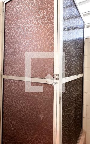 Apartamento à venda com 65m², 2 quartos e sem vagaBanheiro