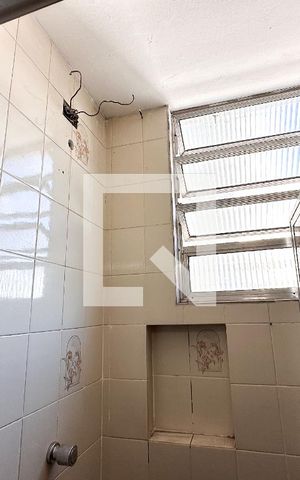 Apartamento à venda com 65m², 2 quartos e sem vagaBanheiro