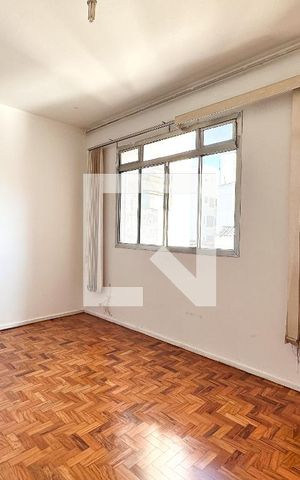 Apartamento à venda com 65m², 2 quartos e sem vagaSala