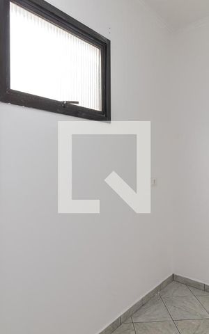 Apartamento à venda com 104m², 3 quartos e 2 vagas Apartamento à venda com 104m², 3 quartos e 2 vagasQuarto de Serviço