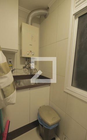 Casa de condomínio à venda com 165m², 3 quartos e 2 vagasÁrea de Serviço