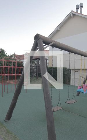 Casa de condomínio à venda com 165m², 3 quartos e 2 vagasÁrea comum - Playground